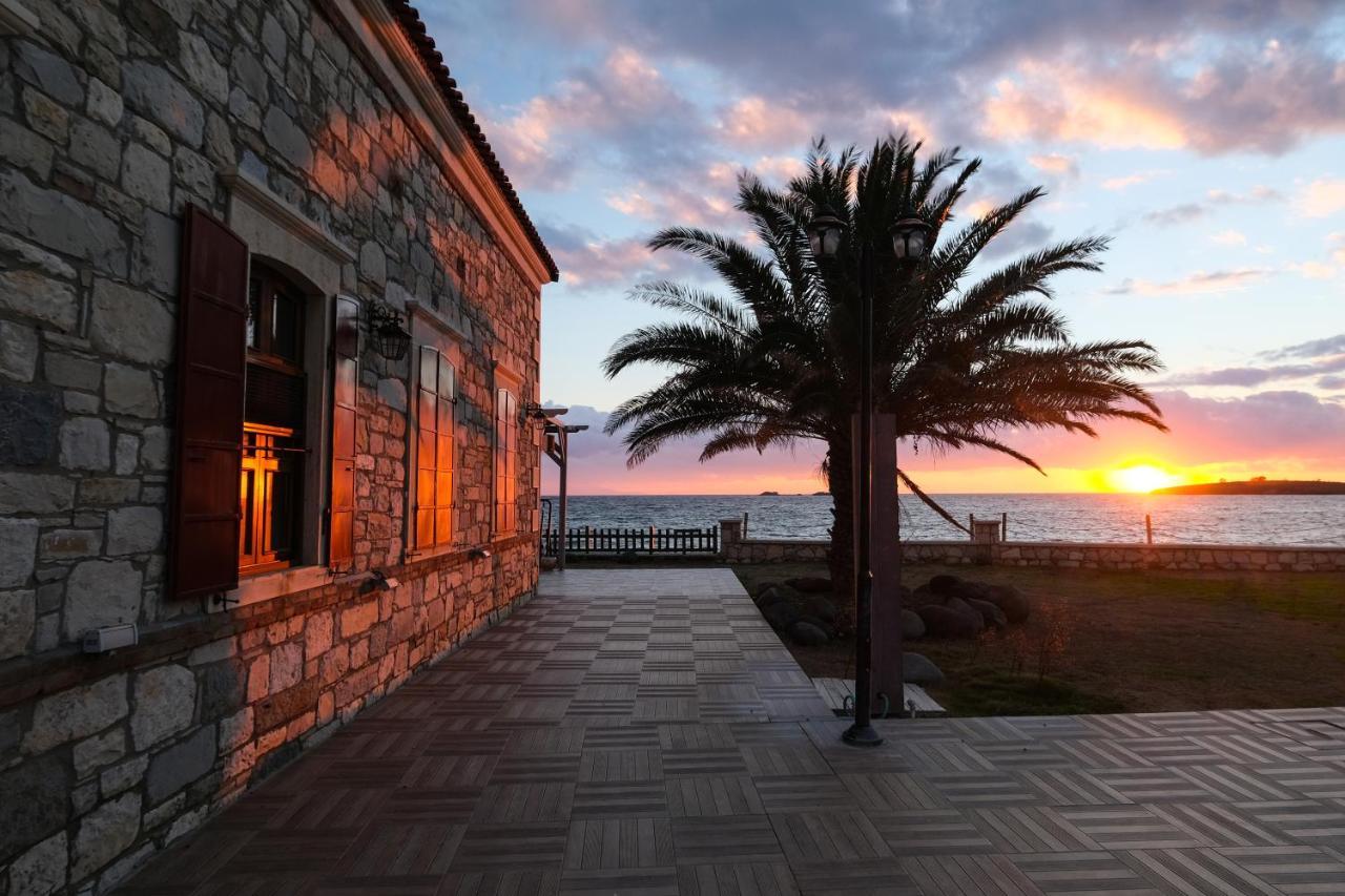 Lavantali Konak Otel Restoran Seferihisar Exteriör bild