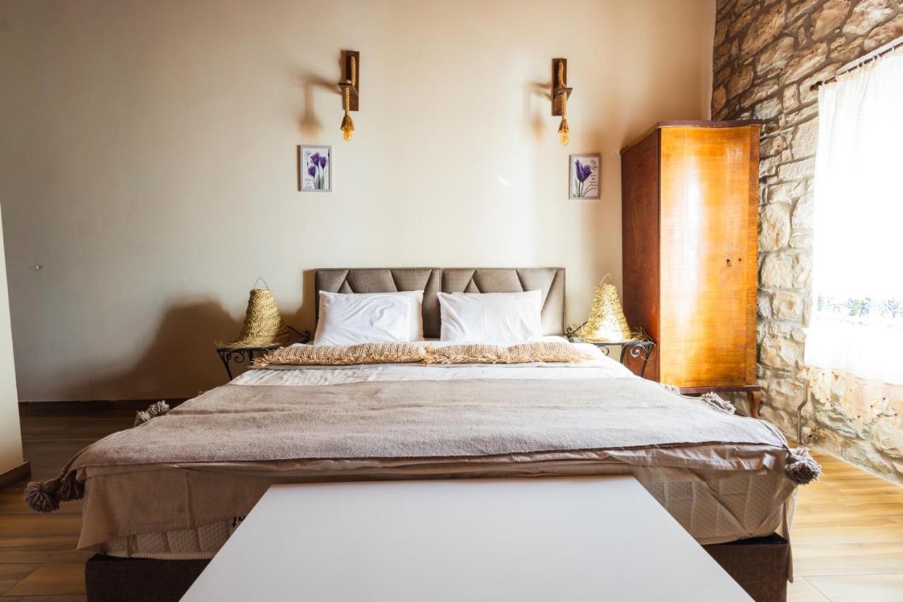 Lavantali Konak Otel Restoran Seferihisar Exteriör bild