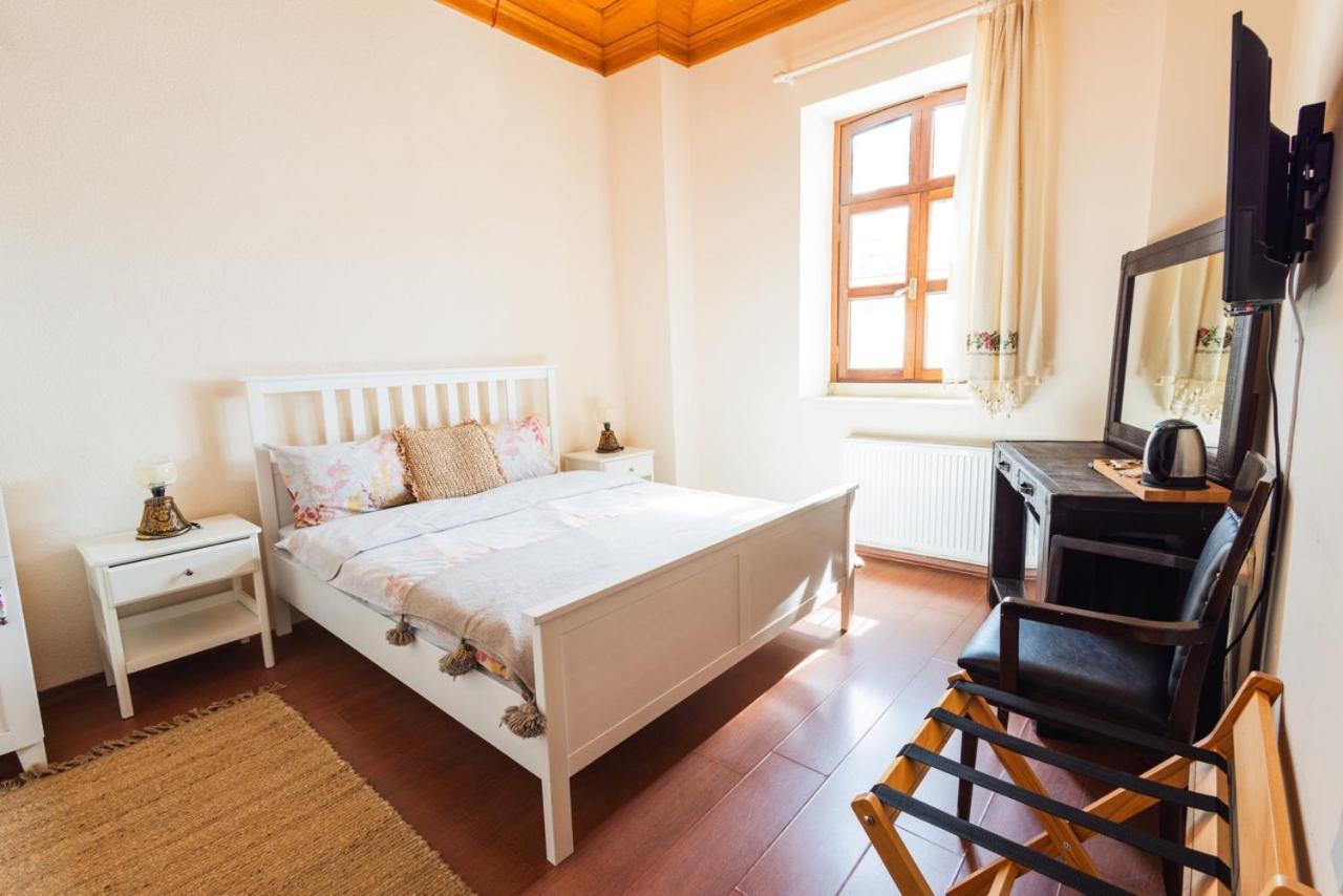 Lavantali Konak Otel Restoran Seferihisar Exteriör bild