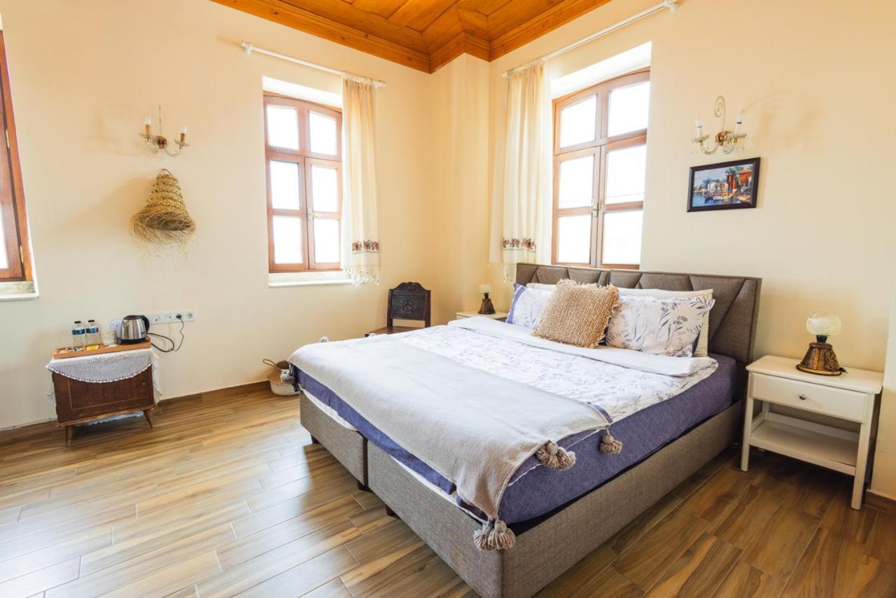 Lavantali Konak Otel Restoran Seferihisar Exteriör bild